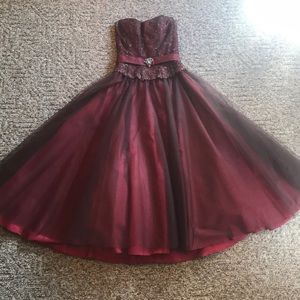 Tea-length dress. Size 5/6